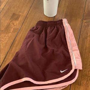 Nike M women’s running shorts